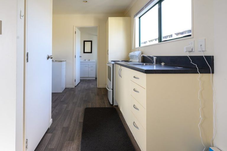 Photo of property in 37 Vardon Road, St Andrews, Hamilton, 3200