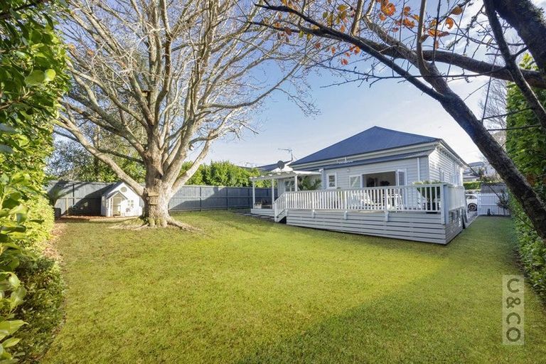 Photo of property in 26 Alexandra Street, Riverhead, 0820