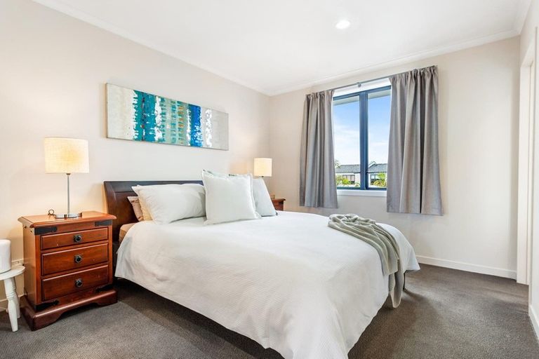 Photo of property in 34 Gunner Drive, Te Atatu Peninsula, Auckland, 0610