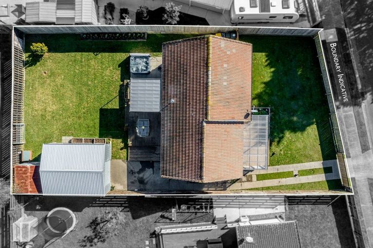 Photo of property in 22 Tawhara Place, Edgecumbe, 3120