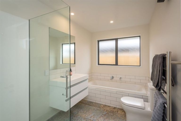 Photo of property in 6 Clegg Street, Woodend, 7610