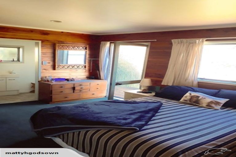 Photo of property in 354 Pukehina Parade, Pukehina, Te Puke, 3189