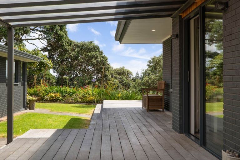 Photo of property in 37 Pohutukawa Drive, Athenree, Katikati, 3177