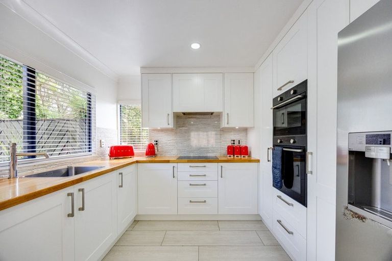 Photo of property in 56 Ian Sage Avenue, Long Bay, Auckland, 0630