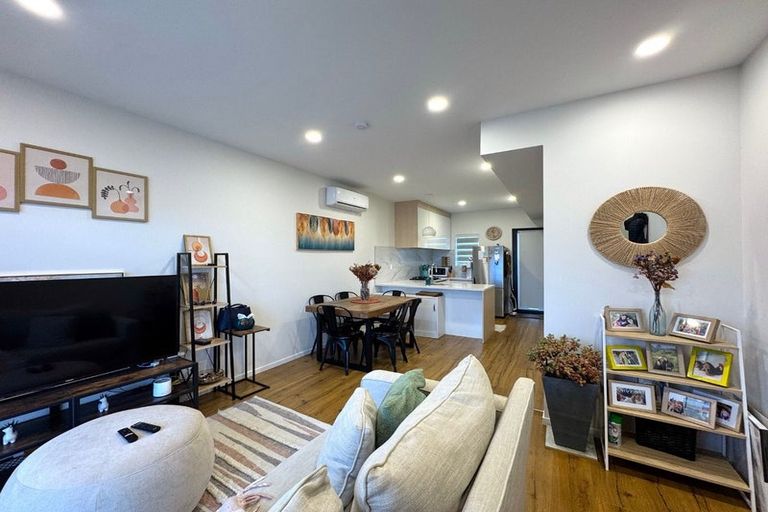 Photo of property in 6 Picturesque Drive, Flat Bush, Auckland, 2019