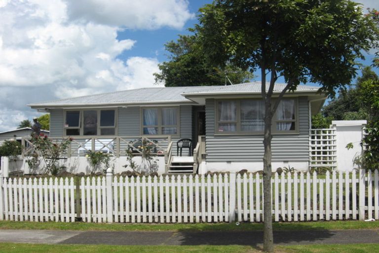 Photo of property in 5 Dagenham Street, Manurewa, Auckland, 2102