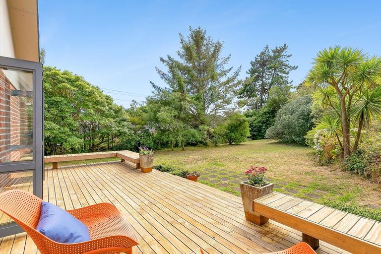 Photo of property in 65 Bell Street, Tawa, Wellington, 5028