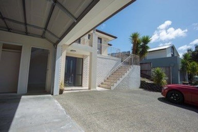 Photo of property in 6 Cinnabar Place, Westgate, Auckland, 0614