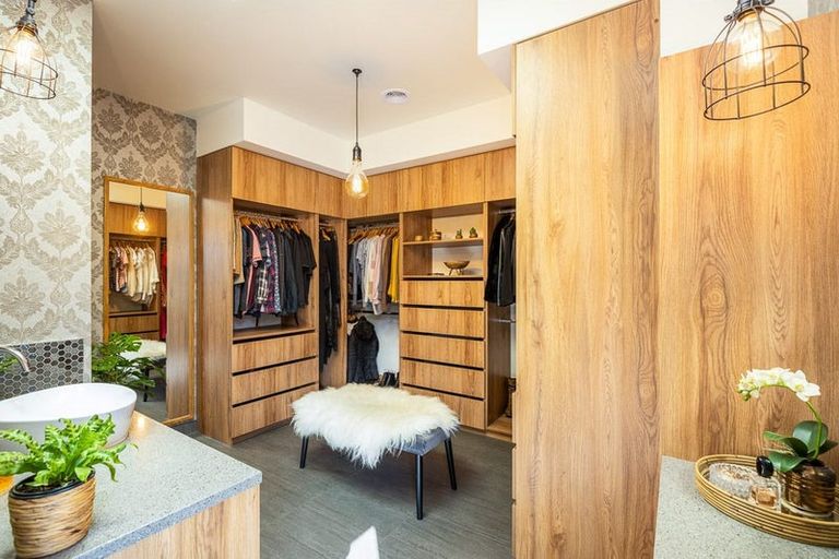 Photo of property in 10 Pike Place, Ferndale, New Plymouth, 4310