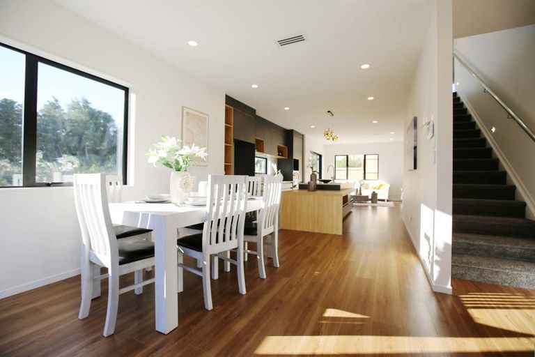 Photo of property in 25 Tannaghmore Drive, Flat Bush, Auckland, 2019