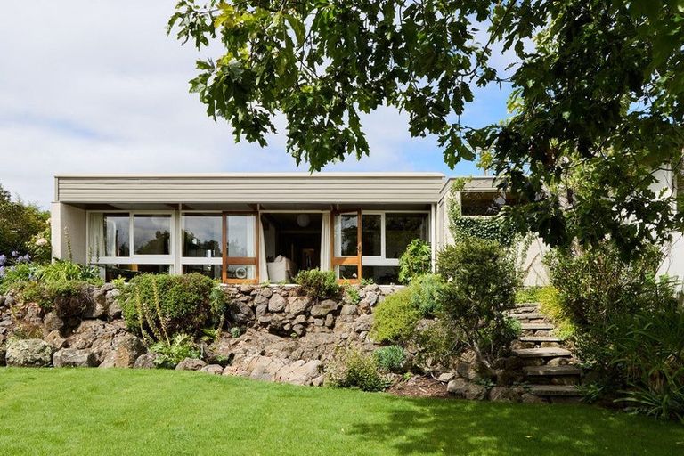 Photo of property in 110 Huntsbury Avenue, Huntsbury, Christchurch, 8022