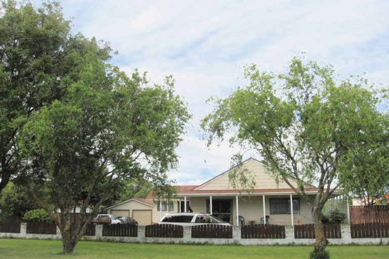 Photo of property in 34 Solander Street, Tolaga Bay, 4077