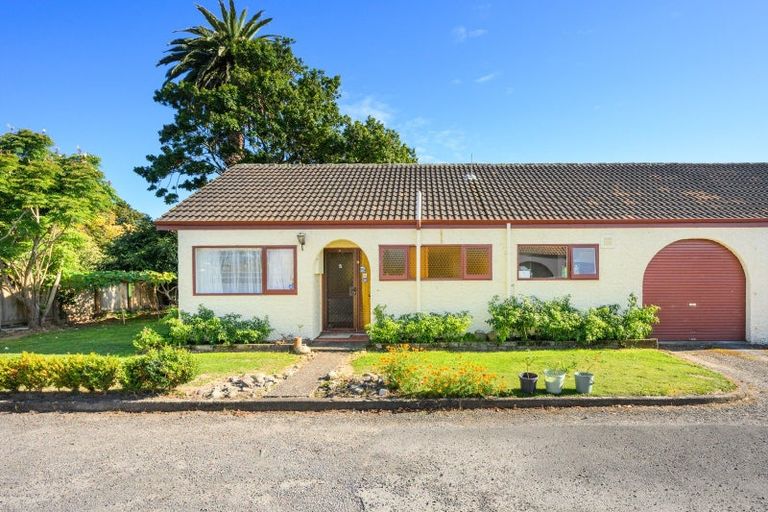 Photo of property in 1/133 Cook Street, West End, Palmerston North, 4410