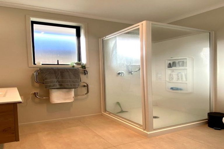 Photo of property in 8 Furlong Road, Papamoa, 3118