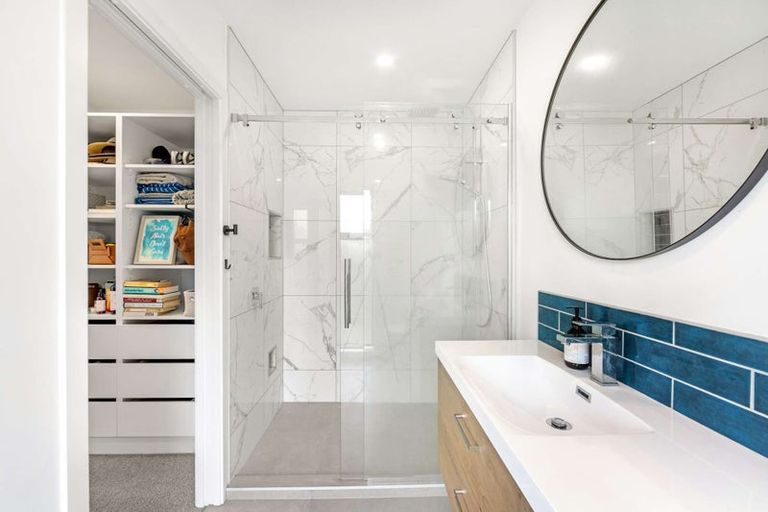 Photo of property in 5 Beach Crescent, Waikuku Beach, 7473