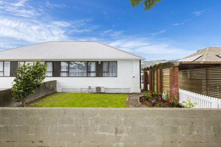 Photo of property in 379 Cambridge Terrace, Naenae, Lower Hutt, 5011