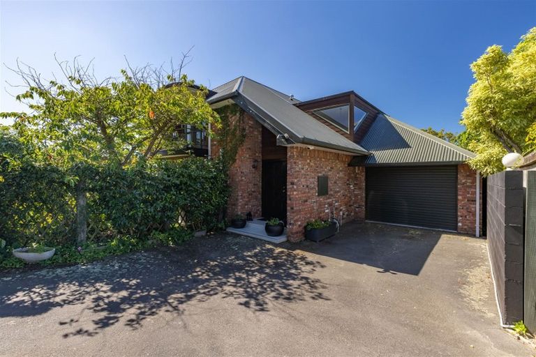 Photo of property in 83 Leinster Road, Merivale, Christchurch, 8014
