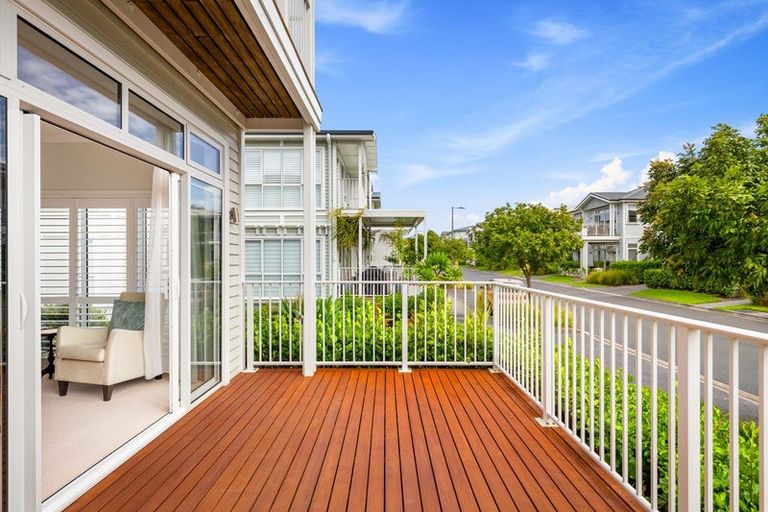 Photo of property in 134 Landmark Terrace, Orewa, 0931
