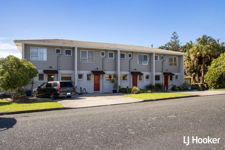 Photo of property in 108d Dillon Street, Waihi Beach, 3611