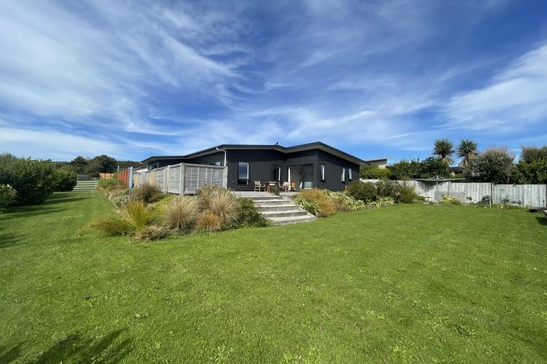 Photo of property in 4 Mcdonald Place, Collingwood, 7073