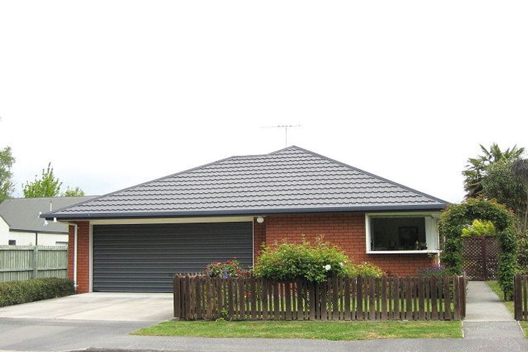 Photo of property in 51a Ayers Street, Rangiora, 7400