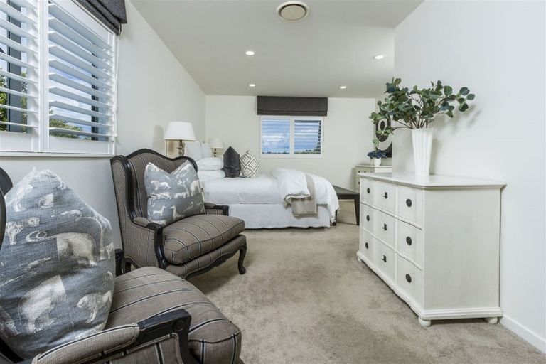 Photo of property in 48 Holland Road, Hillcrest, Auckland, 0627