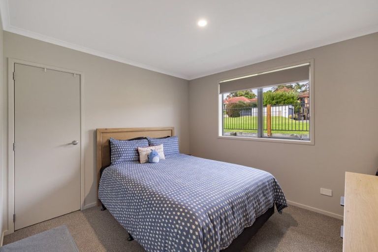 Photo of property in 121 Sutherland Road, Brookfield, Tauranga, 3110