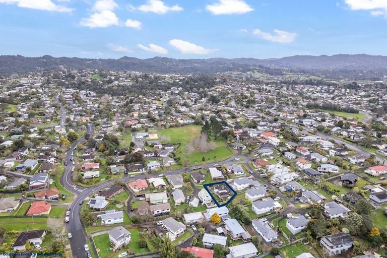 Photo of property in 83 Kamara Road, Glen Eden, Auckland, 0602