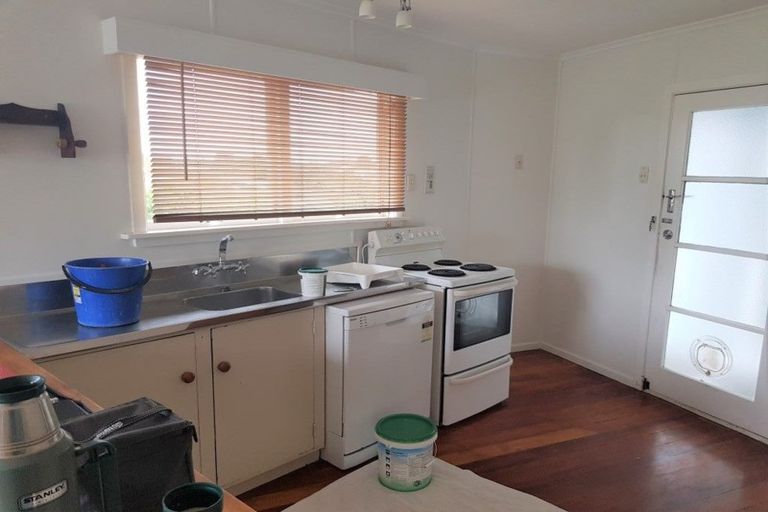 Photo of property in 187 Omata Road, Blagdon, New Plymouth, 4310