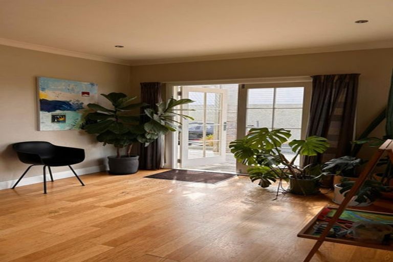 Photo of property in 243 Highgate, Roslyn, Dunedin, 9010