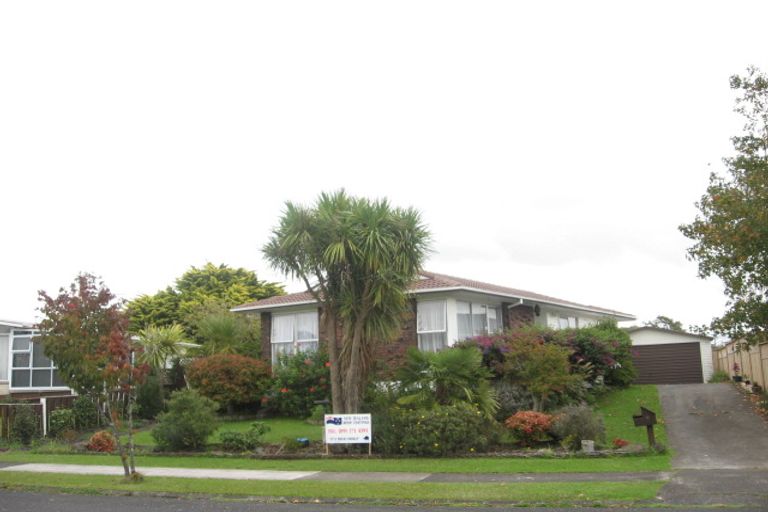 Photo of property in 41 Studfall Street, Pakuranga Heights, Auckland, 2010