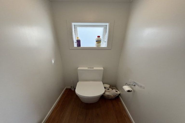 Photo of property in 38b Stillwater Crescent, Stillwater, Silverdale, 0993