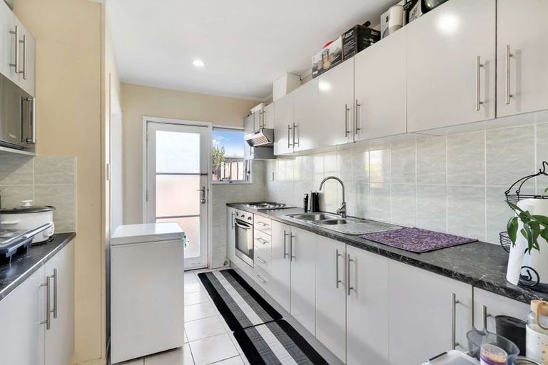 Photo of property in 4/30 Park Avenue, Papatoetoe, Auckland, 2025