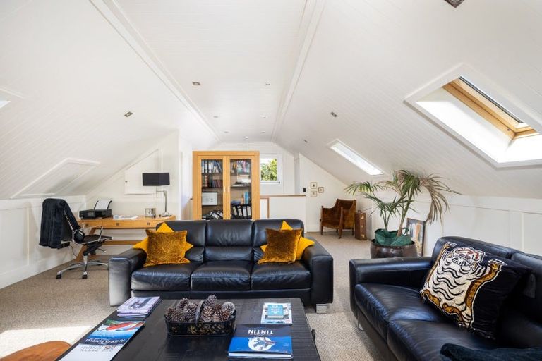 Photo of property in 83 Brougham Street, New Plymouth, 4310