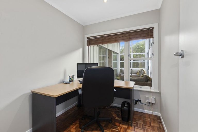 Photo of property in 4 Major Drive, Kelson, Lower Hutt, 5010