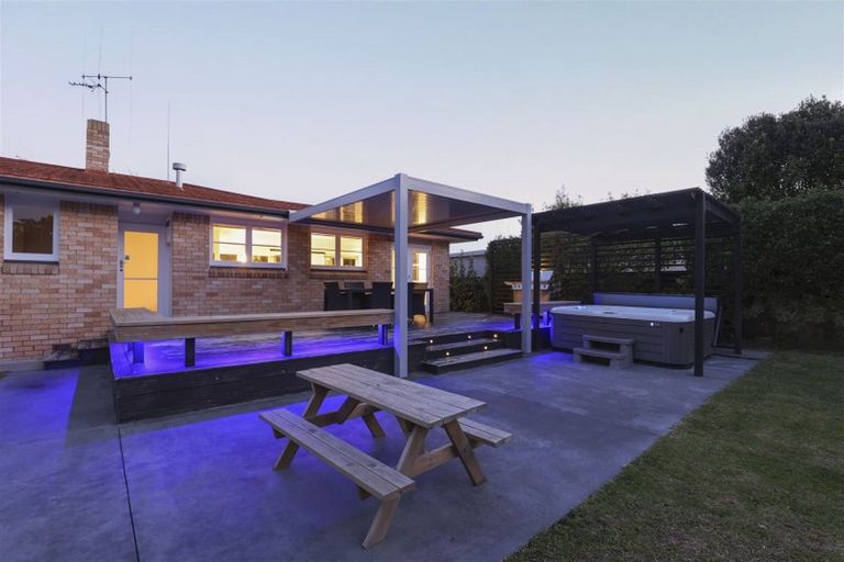 Photo of property in 4 Gordon Street, Hillcrest, Hamilton, 3216