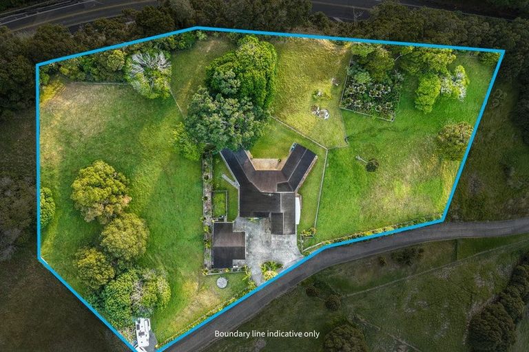 Photo of property in 987 Hibiscus Coast Highway, Waiwera, Orewa, 0994