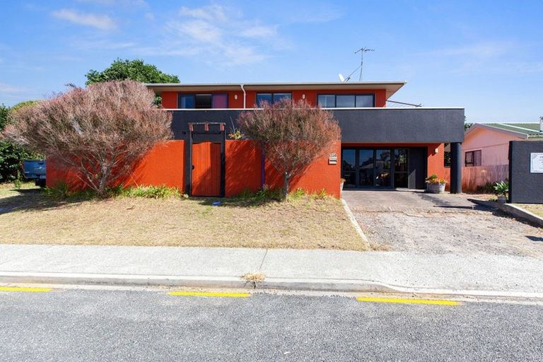 Photo of property in 1238 Papamoa Beach Road, Papamoa Beach, Papamoa, 3118