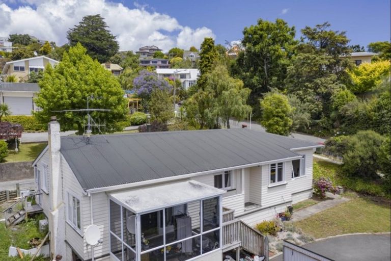 Photo of property in 8 Paremata Street, Atawhai, Nelson, 7010