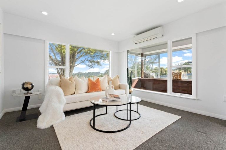 Photo of property in 15b Glendhu Road, Bayview, Auckland, 0629