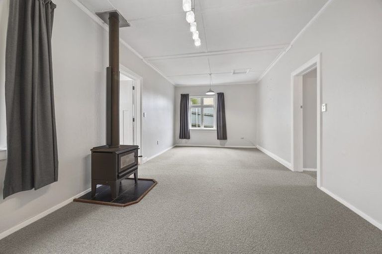 Photo of property in 17 Constitution Street, Dunedin Central, Dunedin, 9016