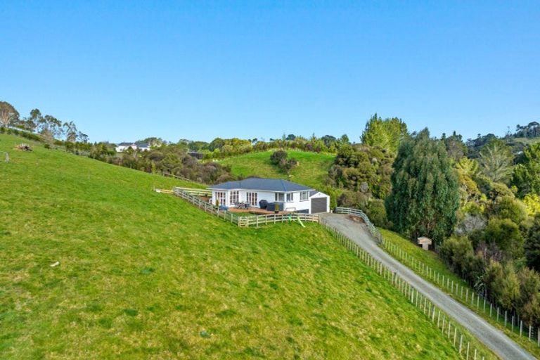 Photo of property in 484 Kanohi Road, Kaukapakapa, 0873