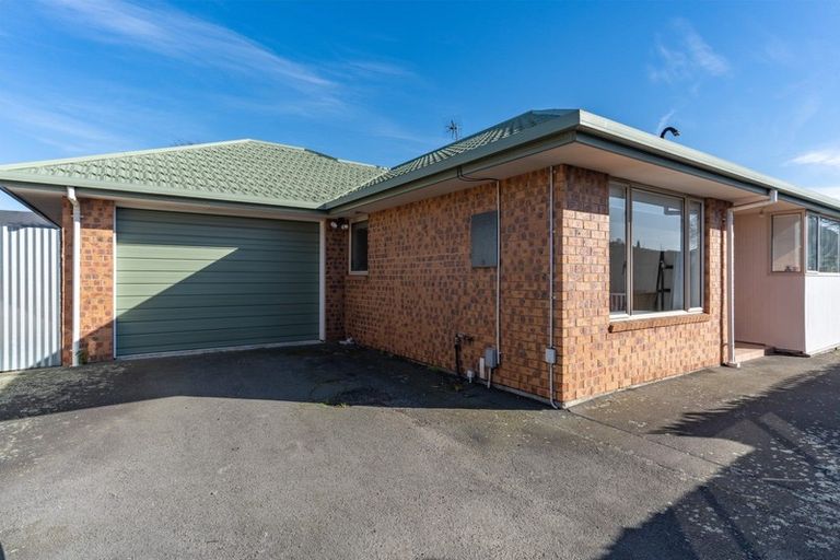 Photo of property in 3/77 Fairfield Avenue, Addington, Christchurch, 8024