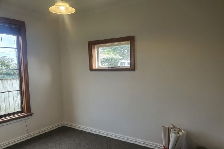 Photo of property in 102 Atawhai Road, Fitzherbert, Palmerston North, 4410