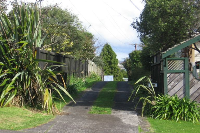 Photo of property in 128 Taikata Road, Te Atatu Peninsula, Auckland, 0610
