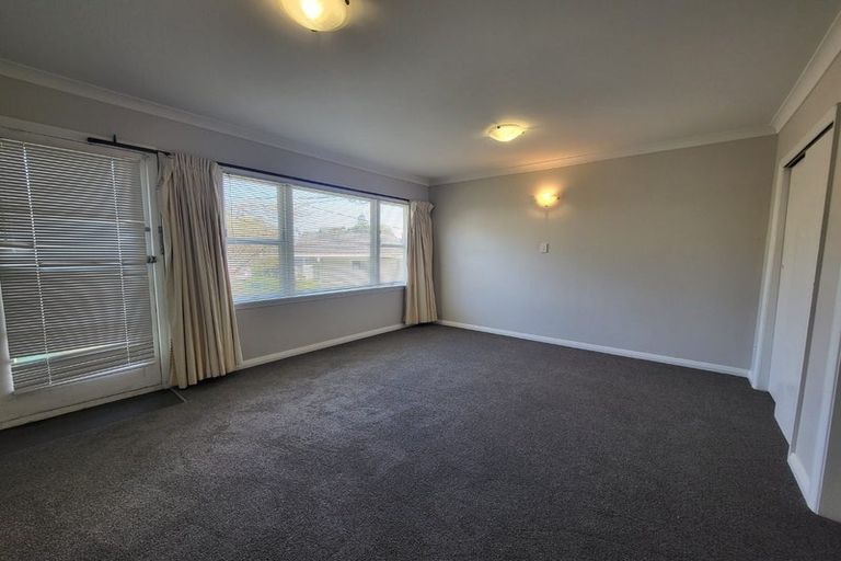 Photo of property in 19 Baffin Grove, Kingston, Wellington, 6021