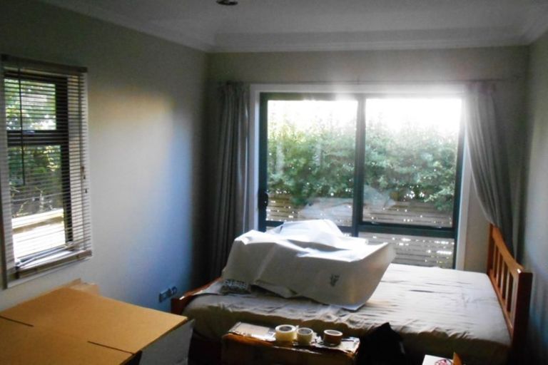 Photo of property in 52b Parkvale Road, Karori, Wellington, 6012