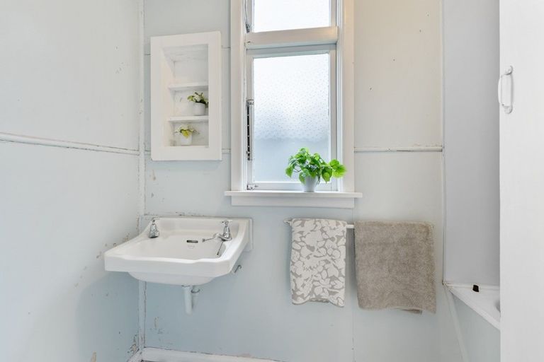 Photo of property in 72 Jeffreys Road, Fendalton, Christchurch, 8052