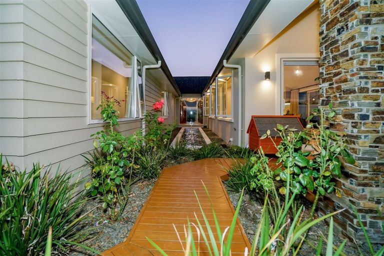 Photo of property in 6 Platina Place, Flagstaff, Hamilton, 3210