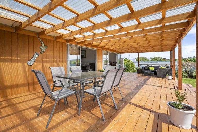 Photo of property in 37 Stanway Road, Halcombe, Feilding, 4779